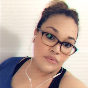 Meet your Posher, Irene